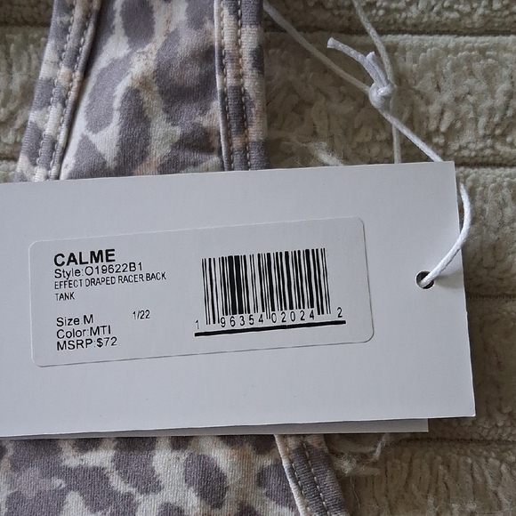 Calme Gray and White Razorback Sleeveless Tank Top Medium - Picture 3 of 6